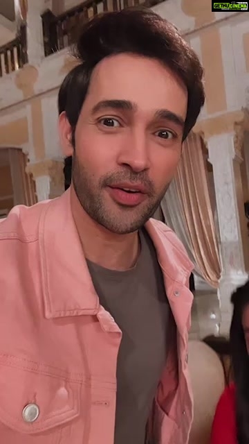 Karan Sharma Instagram - Live from the set for all our fans #sasuralsimarka2 #live #bts 🥰🤗