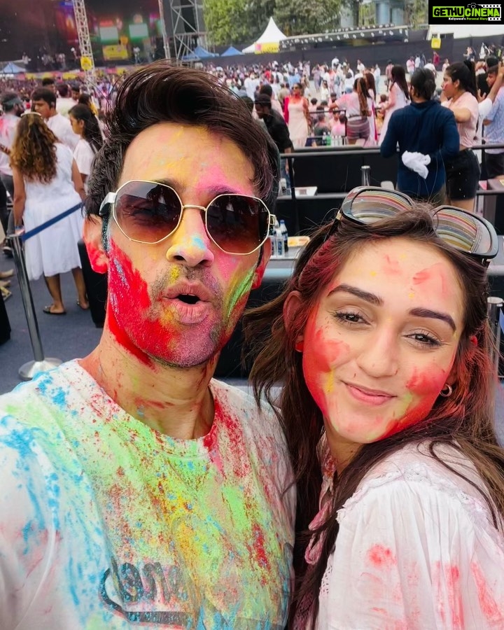 Karan Sharma Instagram - Happy Holi Guys … 😍😍..Have Colourful year ahead ! #happyholi #karansharma #king . Ps :- Birthday pics coming soon ❤️🤗. . .