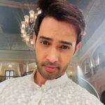 Karan Sharma Instagram - Have a jolly day 😎 #karansharma . . . #sasuralsimarka2 #vivaan #menfashion #menstyle