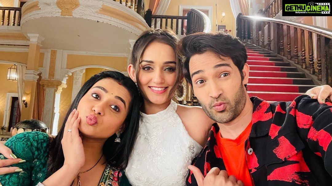 Karan Sharma Instagram - Happy Valentine’s Day to all ❤️ !! . . #happyvalentinesday #sasuralsimarka2 #ssk2