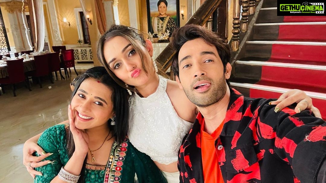 Karan Sharma Instagram - Happy Valentine’s Day to all ❤️ !! . . #happyvalentinesday #sasuralsimarka2 #ssk2