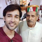 Karan Sharma Instagram - HAPPY BIRTHDAY PITAJI 😍🤗❤️😘… You inspire me every day .. May GOD Bless you with long , Happy and healthy life 🙏🥰!!! #happybirthdaypapa #love #blessings #karansharma #fatherson