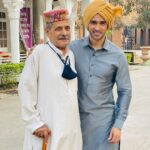 Karan Sharma Instagram - HAPPY BIRTHDAY PITAJI 😍🤗❤️😘… You inspire me every day .. May GOD Bless you with long , Happy and healthy life 🙏🥰!!! #happybirthdaypapa #love #blessings #karansharma #fatherson