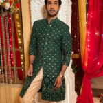 Karan Sharma Instagram - Good evening insta family 🥰 . . . #karansharma #sasuralsimarka2 #goodevening #instafamily #mensfashion