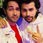 Karan Sharma Instagram - What a wonderful night it was .. I had a great time @surabhi.samriddhi ☺️.. once again Wishing your mother @sumati.mehra a long and healthy life 🤗🥰 you both arranged a superb surprise Party for her ! Keep Rocking 🤘!