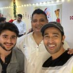 Karan Sharma Instagram - Thankyou for hosting this amazing get together @jayverma13 We all had great time ❤️🤗#sasuralsimarka2 #teamssk2 Mumbai, Maharashtra