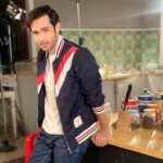 Karan Sharma Instagram - Kala jadu 😎 - Bat to sahi hai - log Ishq, Mein Kya Kya Nahin Karte..🥹 #kalajadu #karansharma . . . #instagood #sasuralsimarka2 #postoftheday