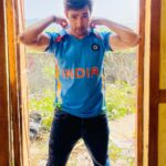 Karan Sharma Instagram - INDIA - INDIA 🇮🇳 - INDIAN cricket team ke liye Pyar 🫶🏻 kam nahin hoga .. chahe wo Jeetain ya Harein @indiancricketteam #iloveteamindia #sasuralsimarka2 #indiancricketteam #vivaan #karansharma