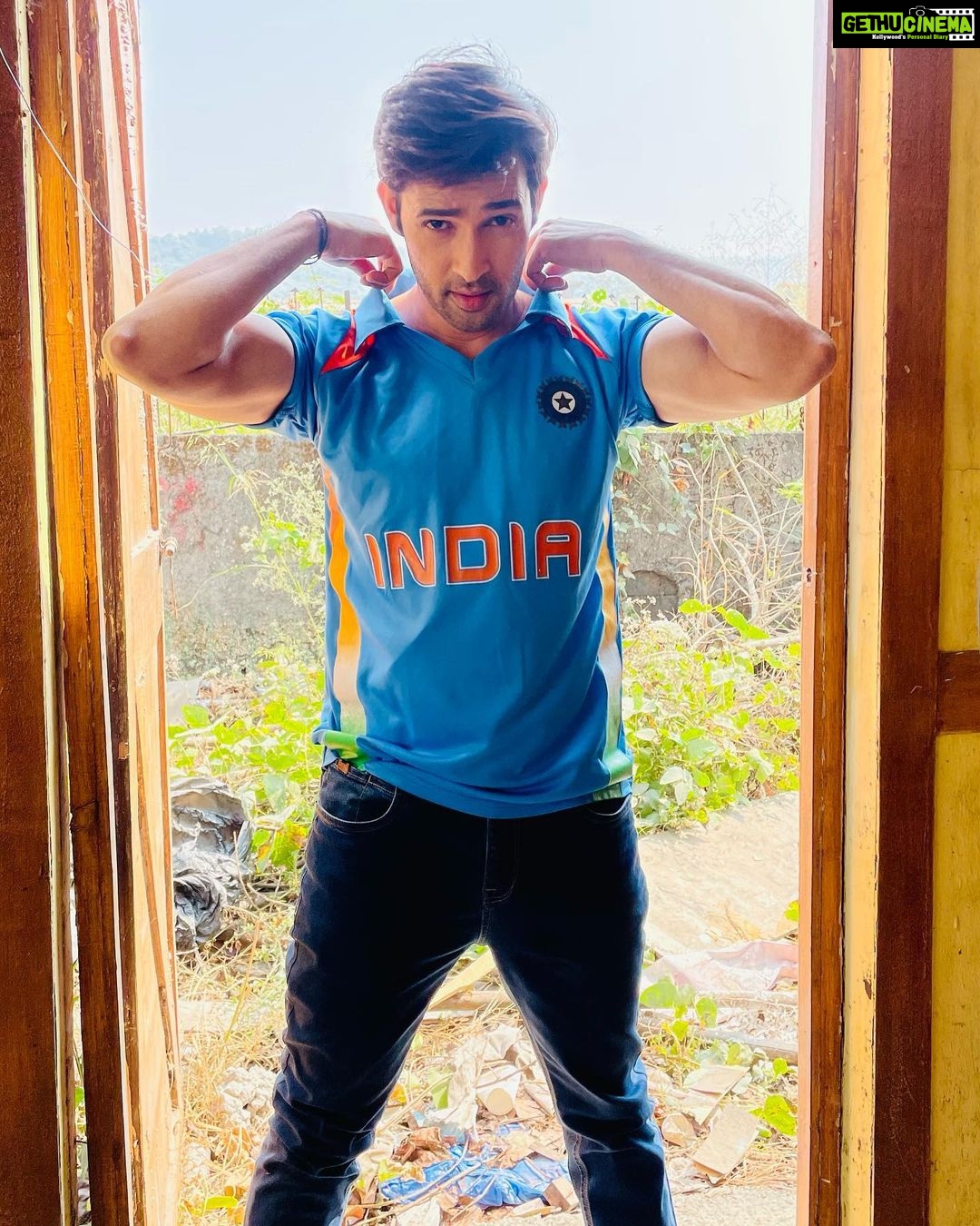 Karan Sharma Instagram - INDIA - INDIA ๐ฎ๐ณ - INDIAN cricket team ke liye Pyar ๐ซถ๐ป kam nahin hoga .. chahe wo Jeetain ya Harein @indiancricketteam #iloveteamindia #sasuralsimarka2 #indiancricketteam #vivaan #karansharma