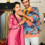 Karan Sharma Instagram - Happy Bhaidooj to all sisters and brothers 🥰🤗🎉 . . . . . . #happybhaidooj #karansharma #shivani #indianfestival