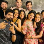 Karan Sharma Instagram - Diwali Celebrations with my besties 🎉🪔🥰🤗 #diwali #diwalivibes #festivevibes #karansharma