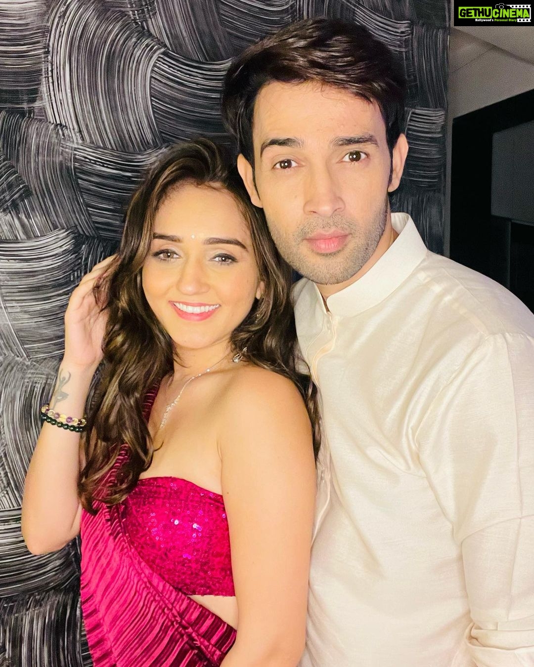 Karan Sharma Instagram - Diwali Celebrations with my besties 🎉🪔🥰🤗 #diwali #diwalivibes #festivevibes #karansharma