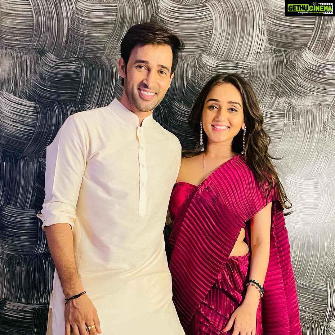 Karan Sharma Instagram - Diwali Celebrations with my besties 🎉🪔🥰🤗 #diwali #diwalivibes #festivevibes #karansharma
