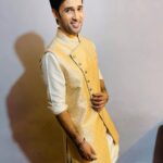 Karan Sharma Instagram - Happy Wali Diwali 🪔 sabko 🎉🤗🥰 #diwalivibes . . . Outfit: @dressageinc Sourcing Management: @gideonalliance @reemabhaduri Brand Collab @dharmishthadagia