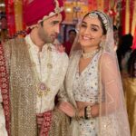 Karan Sharma Instagram - Ye Ladki hai allah 😀🥰 @tanyasharma27 #reevaan . . . . #tanyasharma #karansharma #sasuralsimarka2 #couplegoals