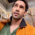 Karan Sharma Instagram - Someone told me to check my attitude .. . .Plz ignore @rakshit_wahi_official 😜 . #karansharma #sasuralsimarka2 #vivaan #attitude