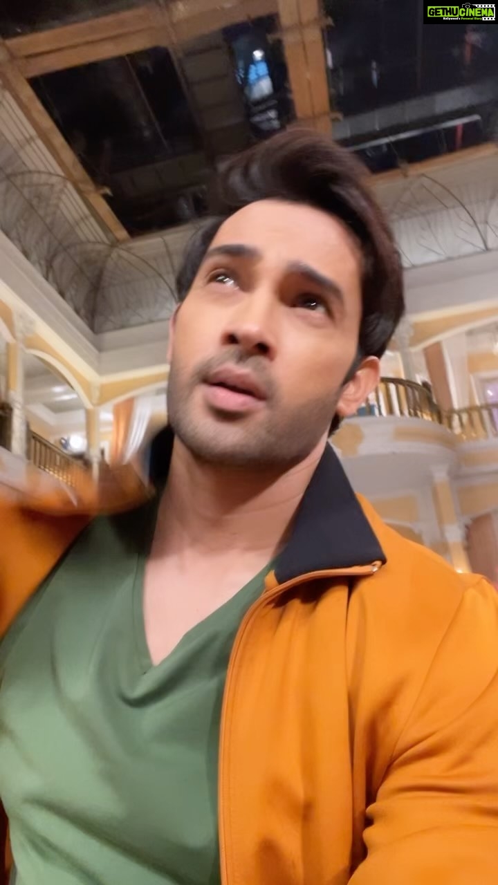 Karan Sharma Instagram - Someone told me to check my attitude .. . .Plz ignore @rakshit_wahi_official 😜 . #karansharma #sasuralsimarka2 #vivaan #attitude