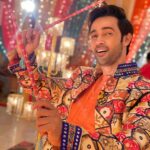 Karan Sharma Instagram - Are you guys enjoying Navratri’s - Dandiya dance 🕺 just like vivaan 😎 . . . . #sasuralsimarka2 #karansharma #vivaan #dandiya #navratri #dance
