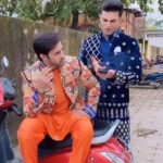 Karan Sharma Instagram - Woh toh theek hai lekin kharab phone ka kya? 🤥🤓 . . . . #sasuralsimarka2 #ssk2 #colorstv #vivaan #gagan #karansharma #akashjagga #funnyvideos #reels #instagram #instagramreels #trendingreels #viral #trending #bhfyp