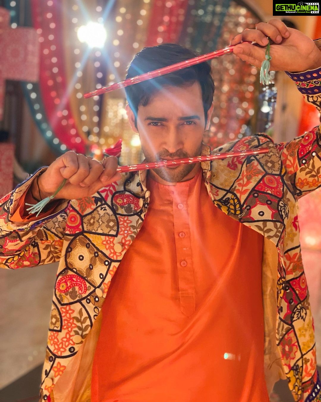Karan Sharma Instagram - Are you guys enjoying Navratri’s - Dandiya dance 🕺 just like vivaan 😎 . . . . #sasuralsimarka2 #karansharma #vivaan #dandiya #navratri #dance