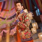 Karan Sharma Instagram - Are you guys enjoying Navratri’s - Dandiya dance 🕺 just like vivaan 😎 . . . . #sasuralsimarka2 #karansharma #vivaan #dandiya #navratri #dance