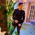 Karan Sharma Instagram - Handsomeness is over rated .. A person should be kind and gentle - Karan sharma #karansharma #thoughts Mumbai, Maharashtra