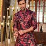 Karan Sharma Instagram - Will vivaan except Reema ? - keep watching #sasuralsimarka2 at 6pm only on @colorstv @rstfofficial . #karansharma #vivaan #sasuralsimarka2 #mensstyle #mensfashion