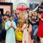 Karan Sharma Instagram - - Had full energetic Bappa Darshan at your house @avinashmukherjee_ @devashishmukherjee_ May Bappa bless you and your family with lots of happiness and success 🙏🤗… . and with our team ssk2 it always comes out as most memorable time .. May Bappa Bless all of us 🙏😊@tanyasharma27 @jayatibhatia @radhikamuthukumar_official @kreetika10 @vibha_bhagat @sanctimonious_fanatic 😍🤗 ! . #ganeshchaturthi #festival #karansharma