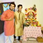 Karan Sharma Instagram - Different people but same vibes that’s Love and affection. It’s all due to Bappa . May Bappa bless you and your family @karankhandelwal @i_ashisinghh @abhishekkumar1678 @kashhish @09__vandan__10 @shivanisemwal954 @acharaya_karun 🥰🤗🙏 #ganeshchaturthi #family #friends #blessings
