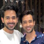 Karan Sharma Instagram – Happy Birthday to my cutie friend Ashiii 🤗.. keep up the high energy which you have and with every coming year in your life May you become more powerful and more gorgeous ! Have a fantastic year ahead 🤗🥰😘 @i_ashisinghh