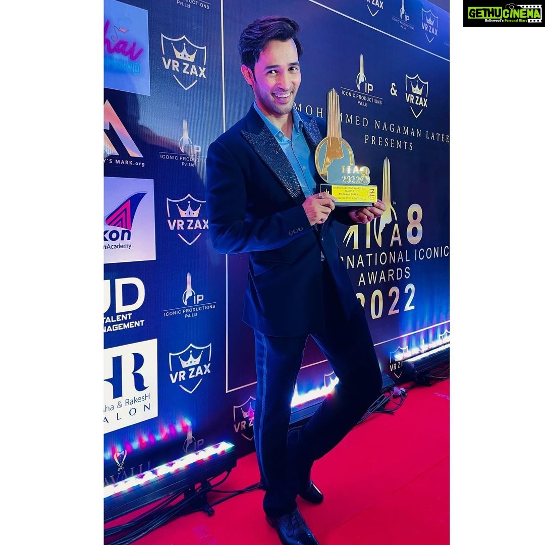 Karan Sharma Instagram - My first award for Sasural simar ka -2 . Best beta of Indian television 2022. 🥰Thank you so much @internationaliconicaward for this honour ! First of all I want to thank Almighty GOD who is always with me in my ups and downs 🙏. . I would like to Thank my Producer @msrashmi2002_ Director - Yash Sinha , channel @colorstv for believing in me . Big Hug 🤗 to my co stars @tanyasharma27 @radhikamuthukumar_official @avinashmukherjee_ @jayatibhatia @itsshubhanshisingh @vibha_bhagat @rajevpaul @akashrjagga @aravchowdharry @shitalthakkarofficial @rakshit_wahi_official for being so supportive and caring . Thank to my family , my friends for being with me in this journey . . Last but not the least Thanks to All ssk2 fans for loving our show and Vivaan Oswal .🥰🤗😘 . Outfit by : - @nitinssinghdesignerindia 😎
