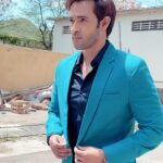 Karan Sharma Instagram - 😎 good morning guys ❤️ . . . . #karansharma #vivaan #sasuralsimarka2 #style #mensstyle