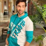Karan Sharma Instagram - Keep trying until u succeed ! Best mantra of successful life ☺️ ! #karansharma #sasuralsimarka2