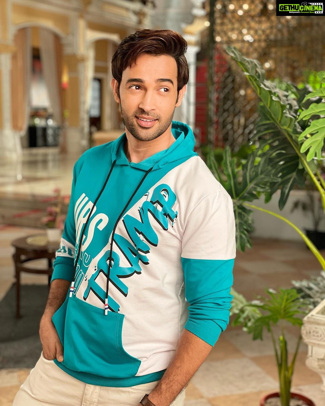Karan Sharma Instagram - Keep trying until u succeed ! Best mantra of successful life ☺️ ! #karansharma #sasuralsimarka2
