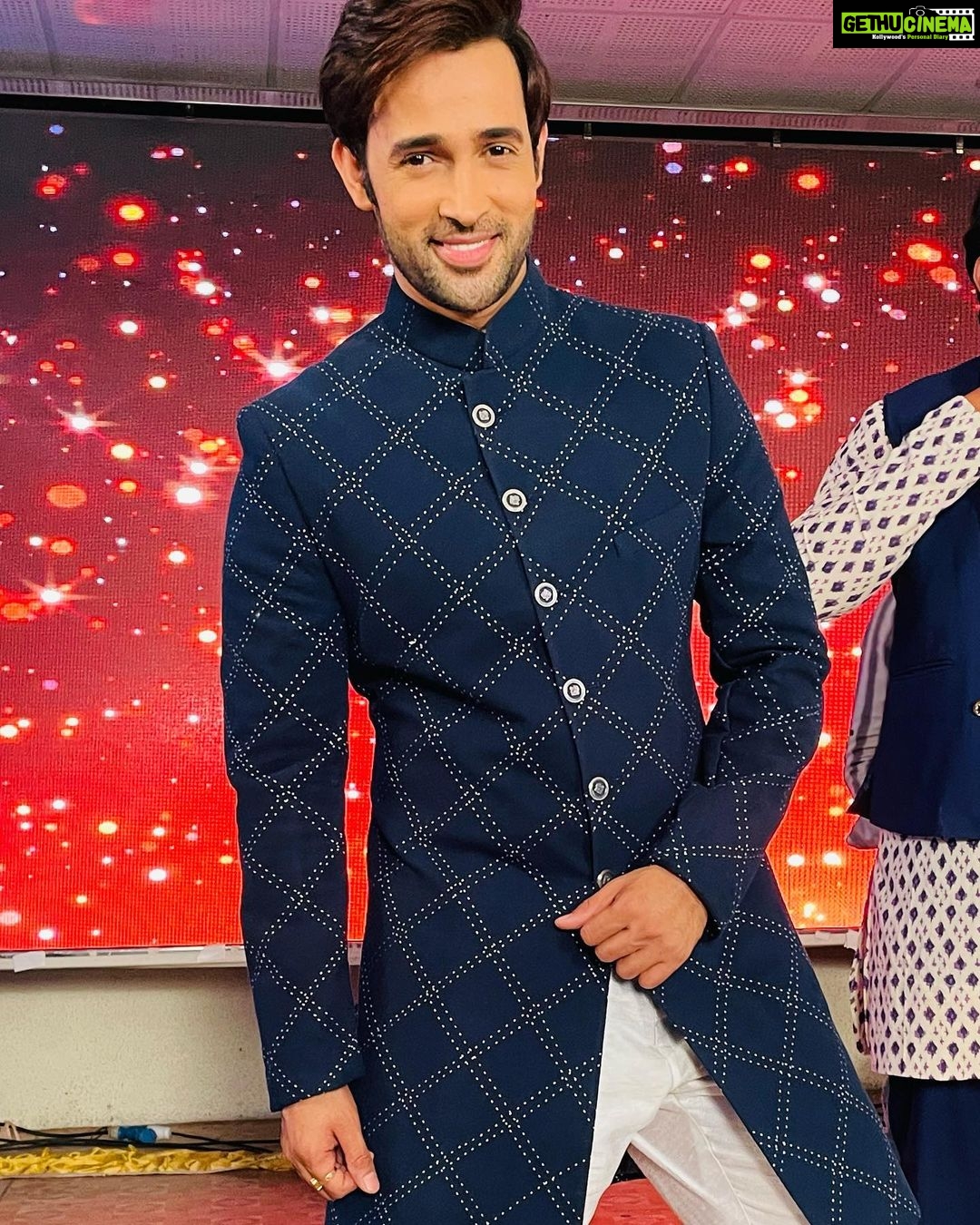 Karan Sharma Instagram - Jeet ki khushi hi alag hoti hai ☺️😍 #sasuralsimarka2 #vivaan #karansharma