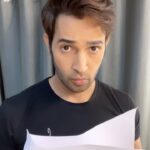 Karan Sharma Instagram - Main bhi padhai karta hai 🤓😎😀 #reels #karansharma #vivaan #school #schoollife #fun #funnyvideos #trendingreels #instadaily #sasuralsimarka2