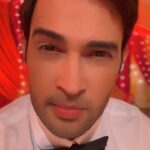 Karan Sharma Instagram - Character more hai baki saree 😂😂 #funreel #sehnaazgill #karansharma #vivaan #sasuralsimarka2
