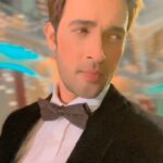 Karan Sharma Instagram - Random reels ❤️ #badshah #love #srk #selfiereels #selflove #karansharma #sasuralsimarka2 #ssk2 #vivaan