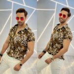 Karan Sharma Instagram - Not so sure about life ahead ? - just live in the moment 😎… #bangbang . #karansharma #hrithikroshan #love #mensstyle #mensfashion