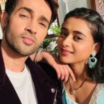 Karan Sharma Instagram - Ye Dosti Hum nahin todenge 🤓🥰😎 @radhikamuthukumar_official #simar #vivaan #simar2 #ssk2 #sasuralsimarka2 #deverbhabhi