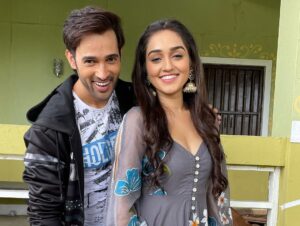 Karan Sharma Instagram - Today SASURAL SIMAR KA 2 has completed one year. What an incredible journey 
.
 Thank you so much  @rstfofficial @msrashmi2002_ @colorstv  for believing in me and  giving me an opportunity to play Vivaan Oswal. 🙏🥰🤗…
. 
Whether its  Production - Direction  or Actors  our whole team is superb - I love you guys 🤗🥰😘 @jayatibhatia @avinashmukherjee_ @radhikamuthukumar_official  @tanyasharma27  @vibha_bhagat  @shitalthakkarofficial  @itsshubhanshisingh  @asli_salmanshaikh  @iamprithvi7  @rakshit_wahi_official @rajevpaul @akashrjagga … 
.
And Big  HUG and Thanks to our audience for accepting us in #sasuralsimarka2  and making this show so popular love you guys 🤗😘 
.
#happyanniversary  #sasuralsimarka2 #ssk2 #karansharma #vivaan #love #blessings