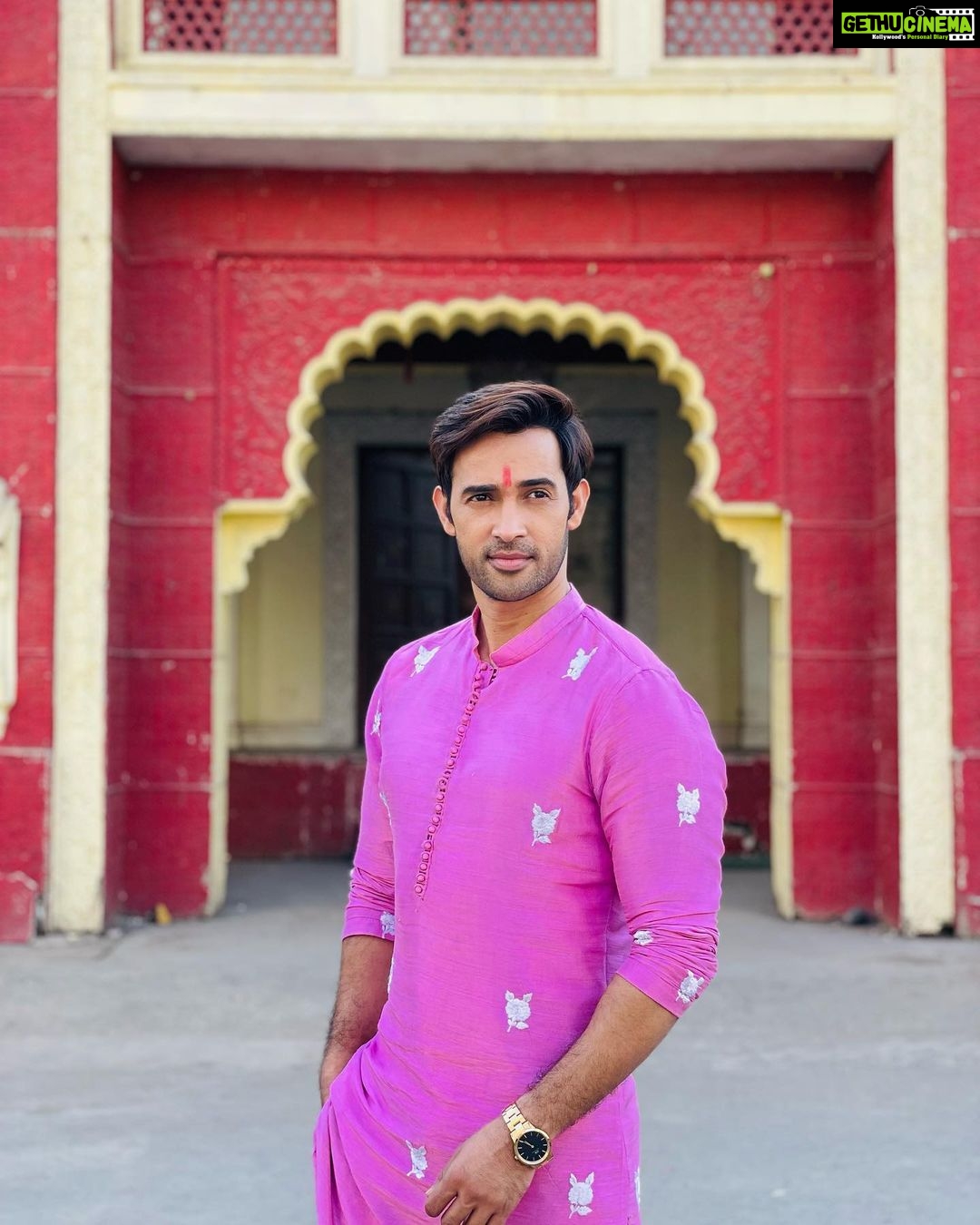 Karan Sharma Instagram - Happy HANUMAN JAYANTI to All 😍🙏🙏 . . #jaishreeram #happyhanumanjayanti #jaihanuman #karansharma #vivaan #sasuralsimarka2