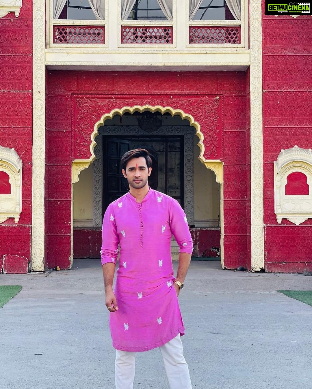 Karan Sharma Instagram - Happy HANUMAN JAYANTI to All 😍🙏🙏 . . #jaishreeram #happyhanumanjayanti #jaihanuman #karansharma #vivaan #sasuralsimarka2