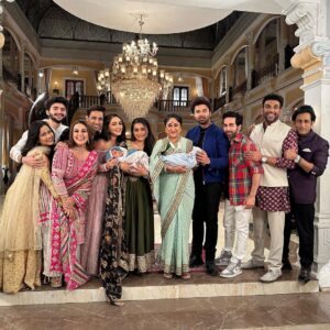 Karan Sharma Instagram - #happyending - 07th  April 2023 -  The Last day of telecast - I am gonna miss you all - Had a wonderful experience of 2yrs with my SSK2 family- Love you guys 😘🤗❤️ #sasuralsimarka2 #lastdayshooting🎥