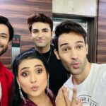 Karan Sharma Instagram - It was a pleasant surprise to meet all of you guys ❤️🤗😘 @akashrjagga @summitbhardwaj @radhikamuthukumar_official #friendshipgoals #karansharma #sasuralsimarka2