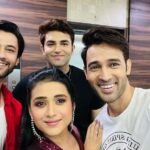 Karan Sharma Instagram - It was a pleasant surprise to meet all of you guys ❤️🤗😘 @akashrjagga @summitbhardwaj @radhikamuthukumar_official #friendshipgoals #karansharma #sasuralsimarka2