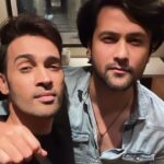Karan Sharma Instagram - Some unseen pics from Kittu’s birthday party .. @tanyasharma27 @summitbhardwaj @sanctimonious_fanatic 😍🤗 and some last moment fun photography with Helly 😃 @hellyshahofficial ! . #friendshipgoals #karansharma #friends