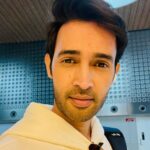 Karan Sharma Instagram - Student look selfie .. how’s it guys … #lookoftheday #karansharma #