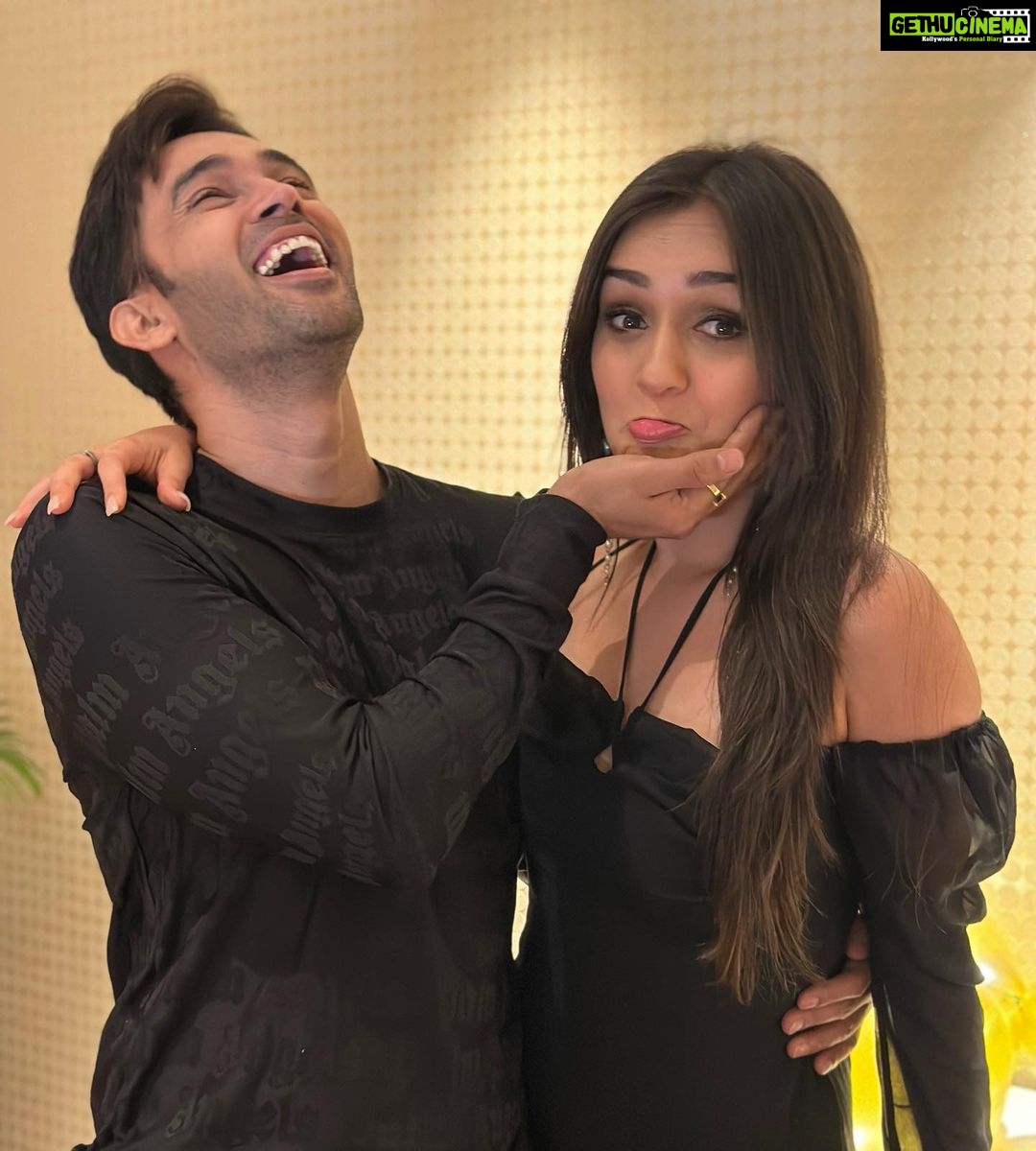 Karan Sharma Instagram - few clicks for all Reevaan fans @tanyasharma27 #reevaan 🤗❤️