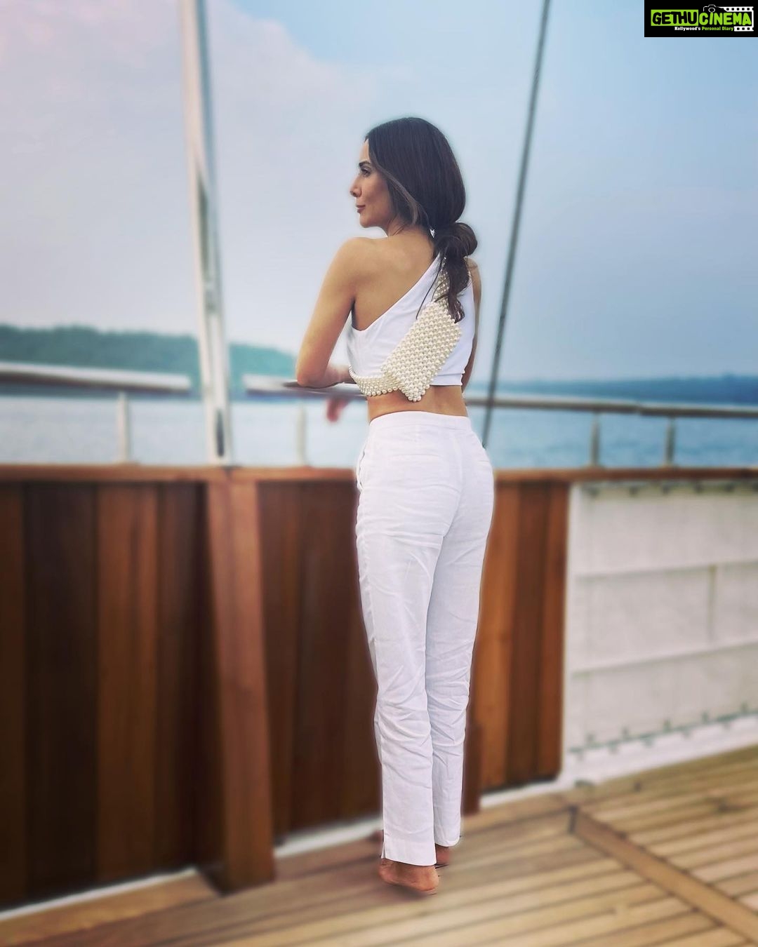 Kim Sharma Instagram - On watch for #2023 👁️ #4days
